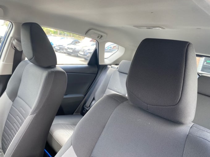 2025 Toyota Auris