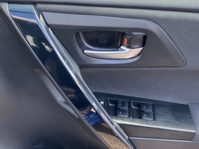 2025 Toyota Auris