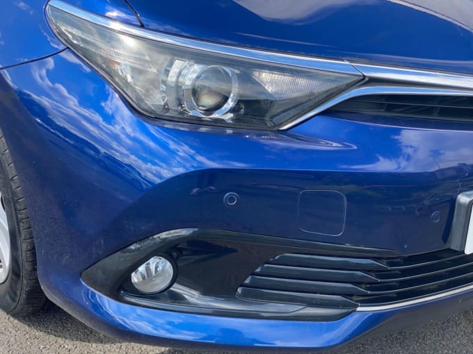2025 Toyota Auris