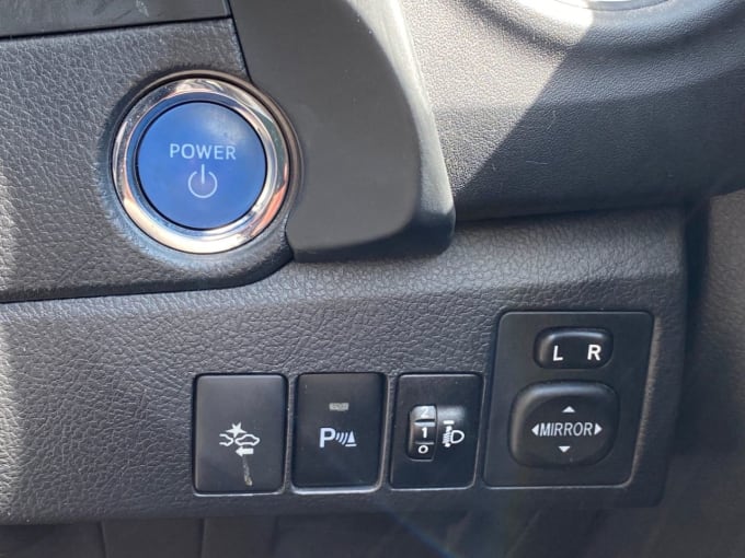 2025 Toyota Auris