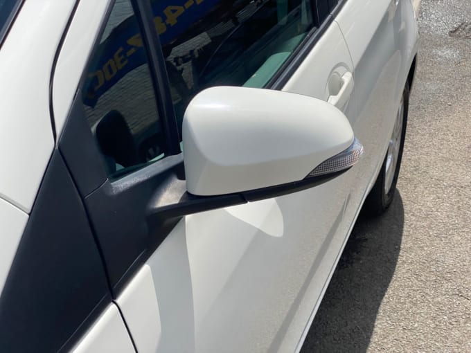 2025 Toyota Yaris