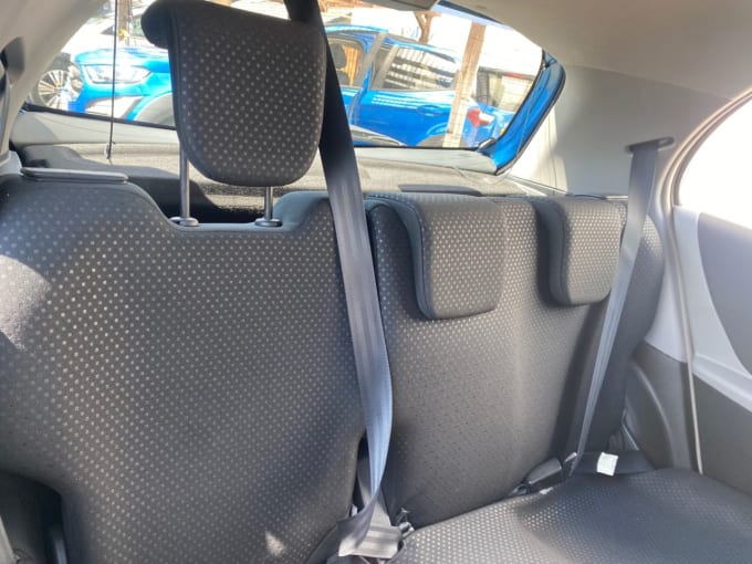 2025 Toyota Yaris