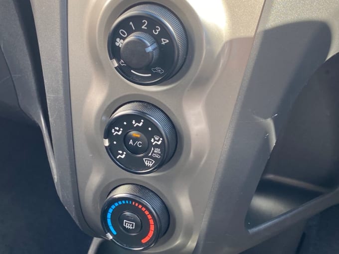 2025 Toyota Yaris