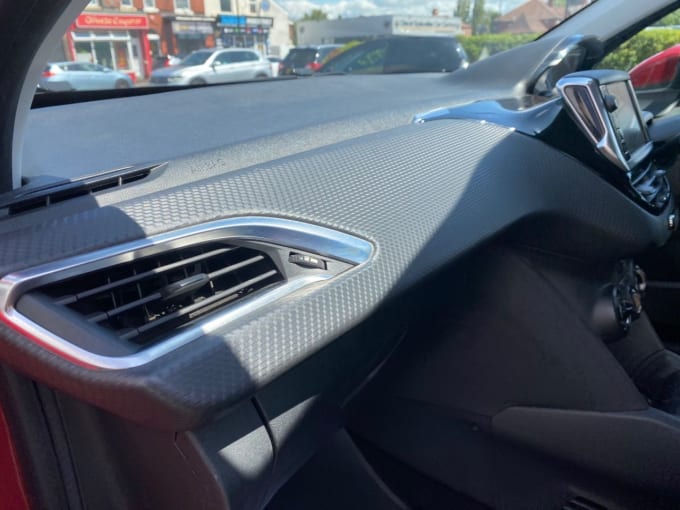 2025 Peugeot 208