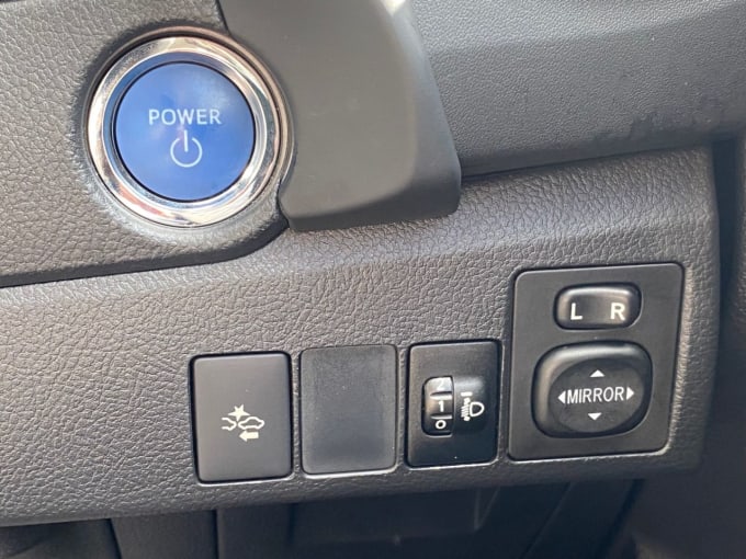 2025 Toyota Auris