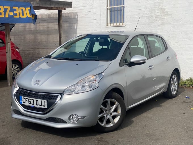 2025 Peugeot 208