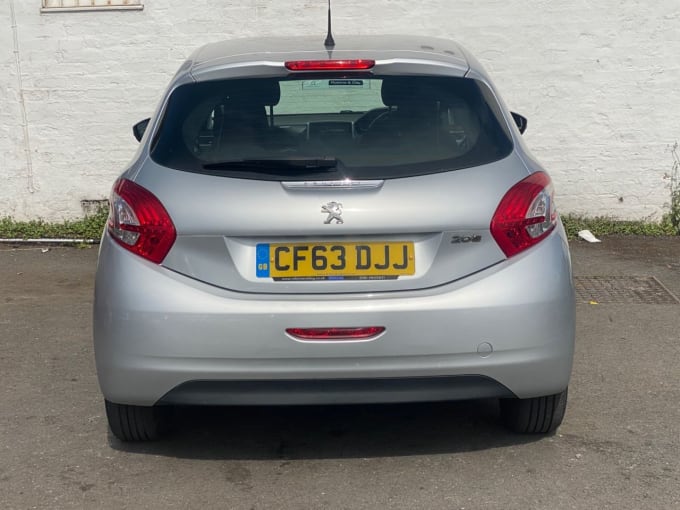 2025 Peugeot 208