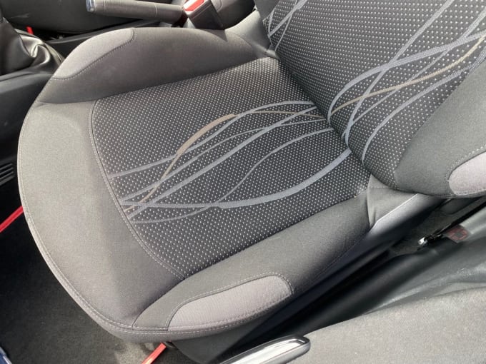 2025 Peugeot 208