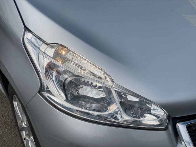 2025 Peugeot 208
