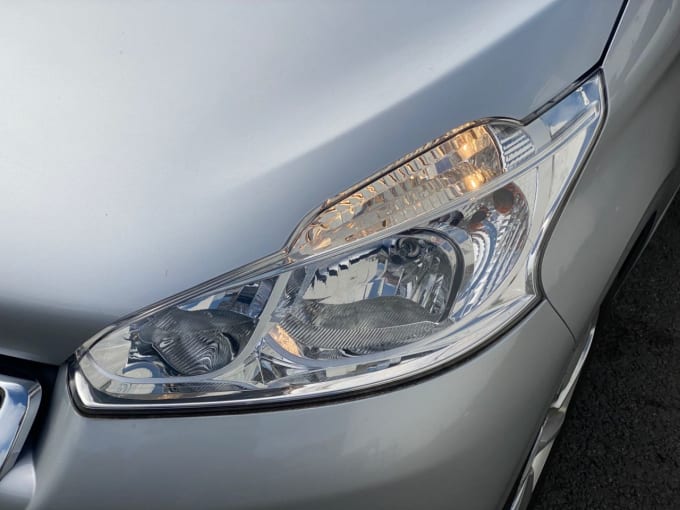 2025 Peugeot 208