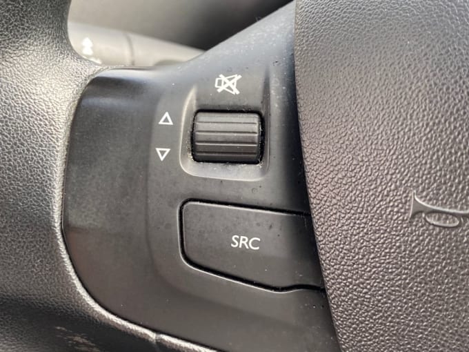 2025 Peugeot 208