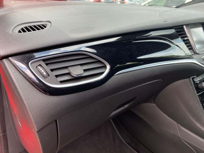 2025 Vauxhall Astra