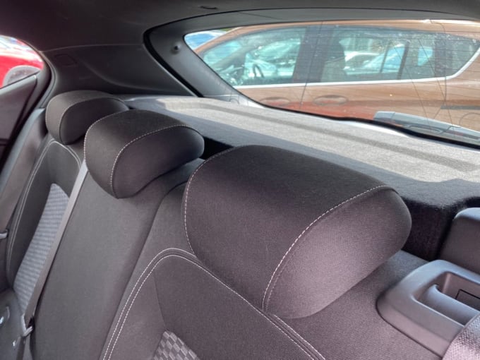 2025 Vauxhall Astra
