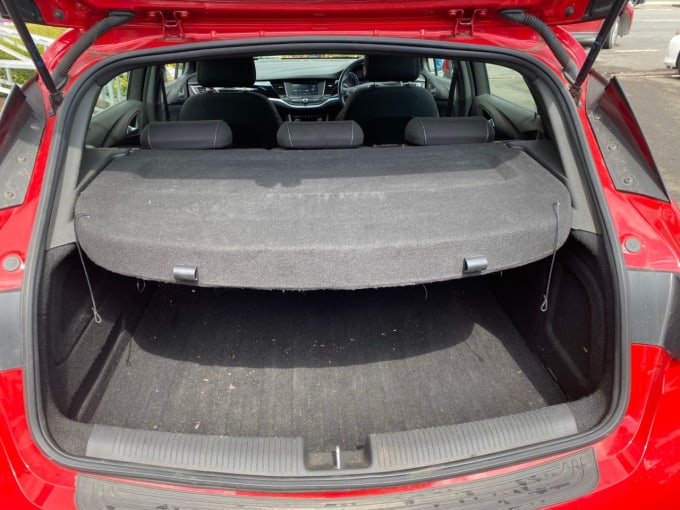 2025 Vauxhall Astra