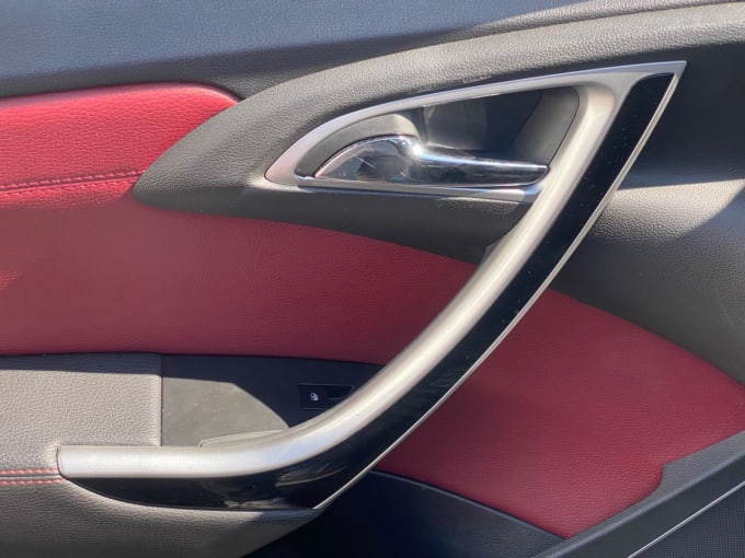 2025 Vauxhall Astra Gtc