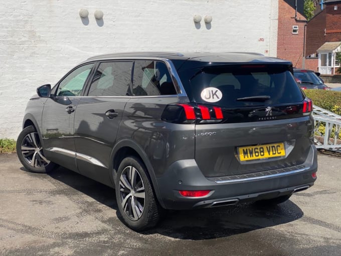 2025 Peugeot 5008