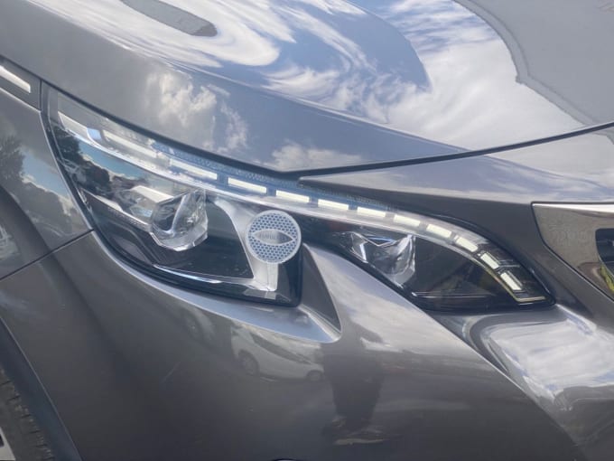 2025 Peugeot 5008