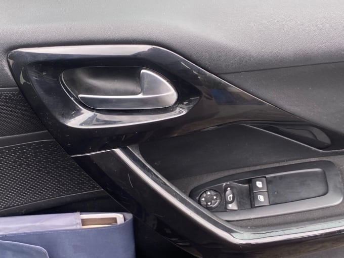2025 Peugeot 208
