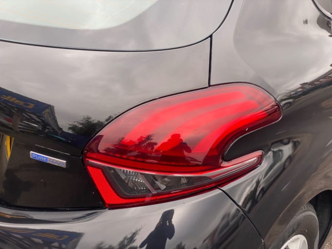 2025 Peugeot 208
