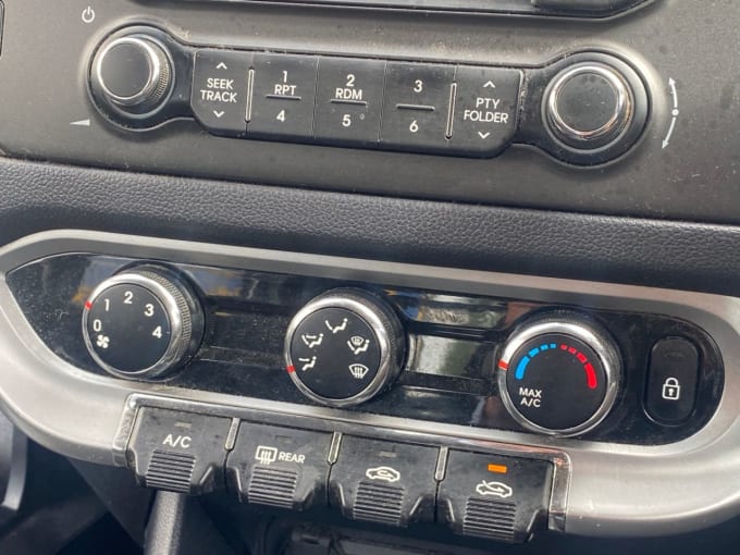 2025 Kia Rio