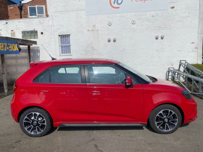 2025 Mg Mg3