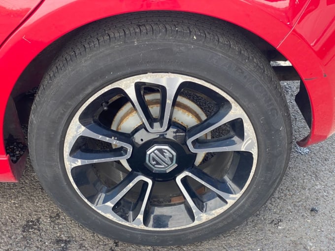 2025 Mg Mg3