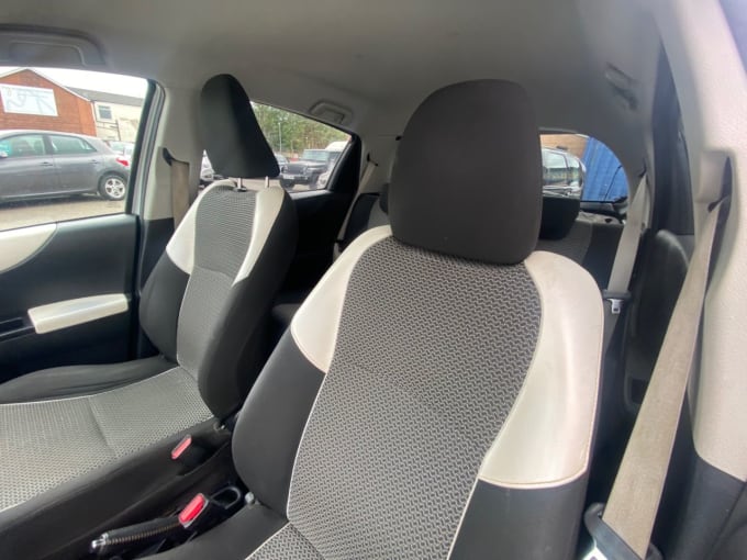 2025 Toyota Yaris