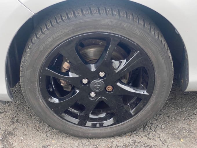 2025 Toyota Yaris