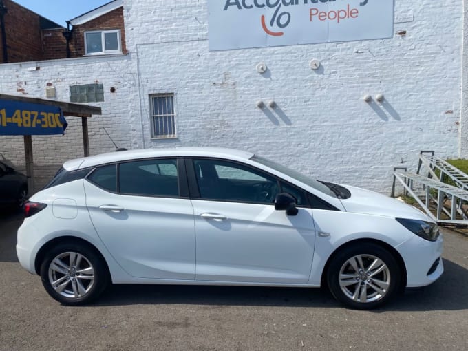 2025 Vauxhall Astra