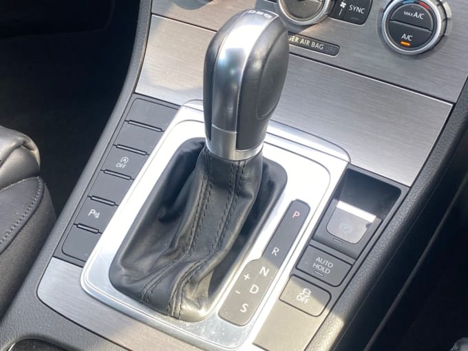 2025 Volkswagen Passat