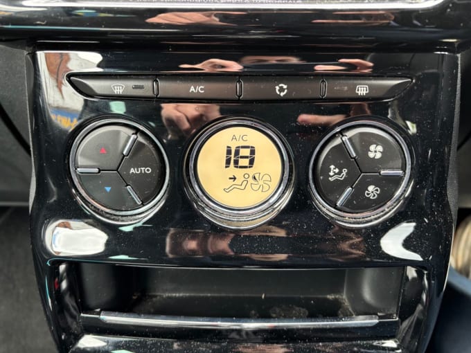 2025 Ds Automobiles Ds 4
