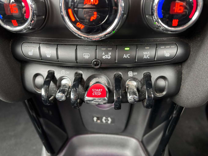 2025 Mini Hatch