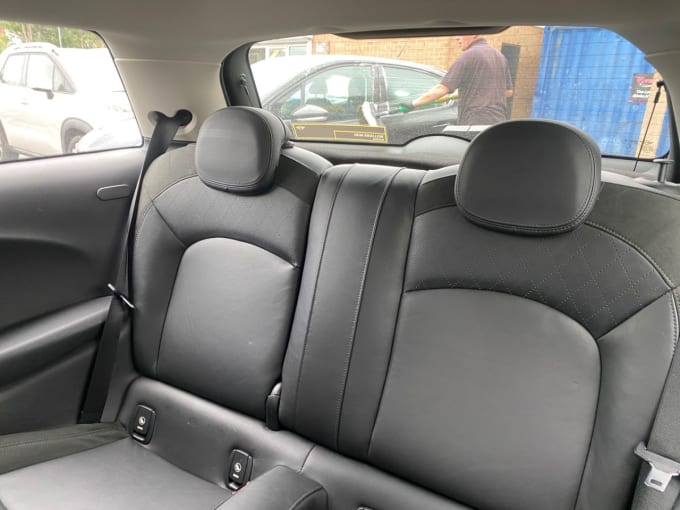 2025 Mini Hatch