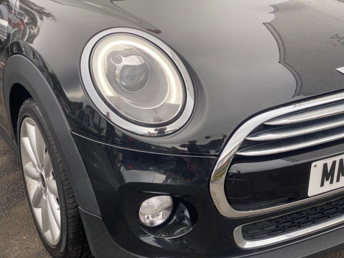 2025 Mini Hatch