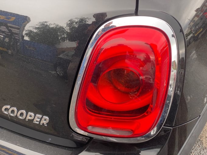 2025 Mini Hatch