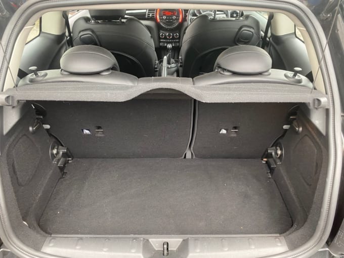 2025 Mini Hatch