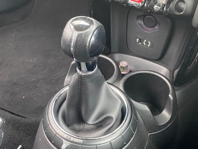 2025 Mini Hatch