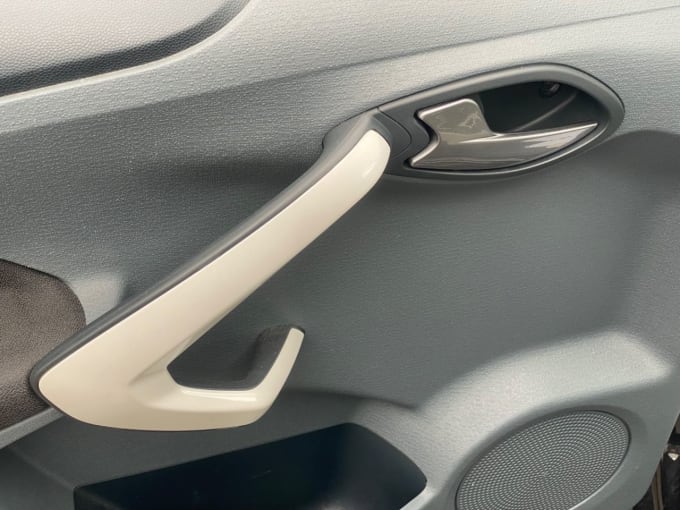 2025 Ford Ka