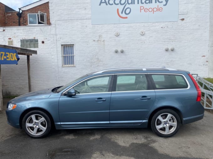 2025 Volvo V70
