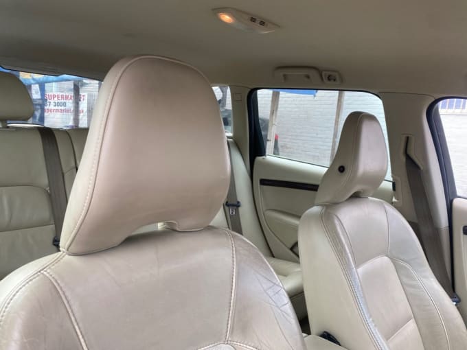 2025 Volvo V70