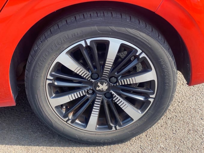 2025 Peugeot 208