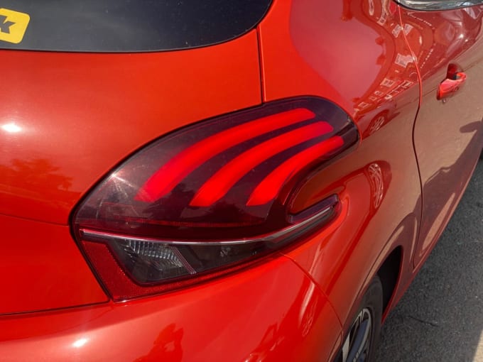 2025 Peugeot 208