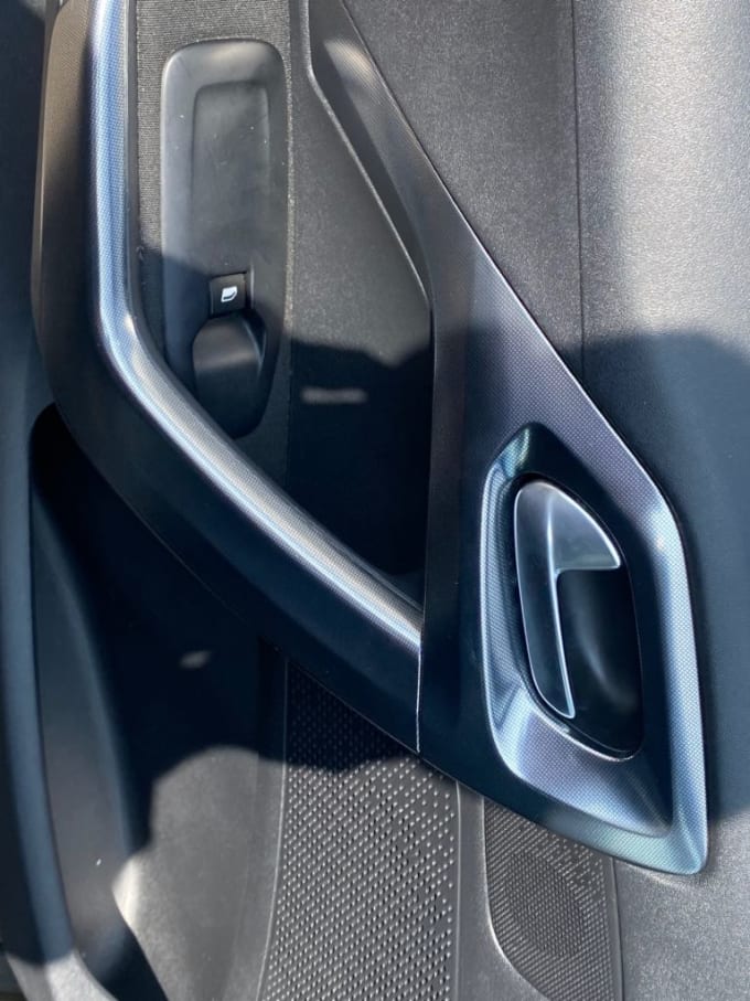 2025 Peugeot 2008