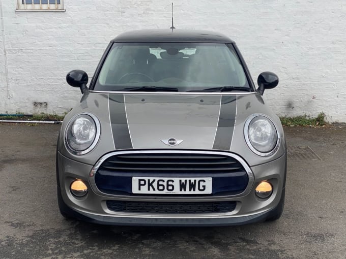 2025 Mini Hatch