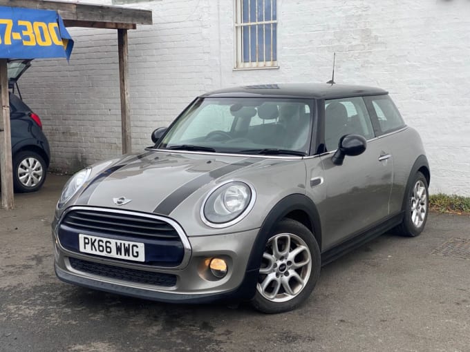 2025 Mini Hatch