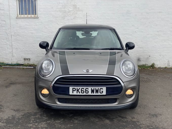 2025 Mini Hatch