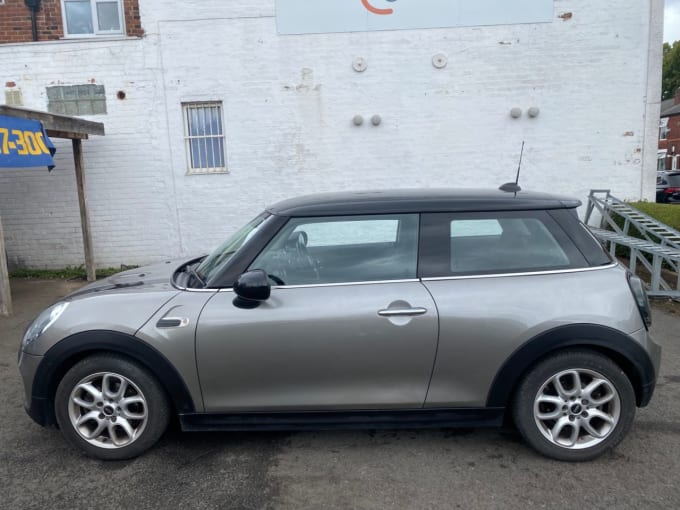 2025 Mini Hatch