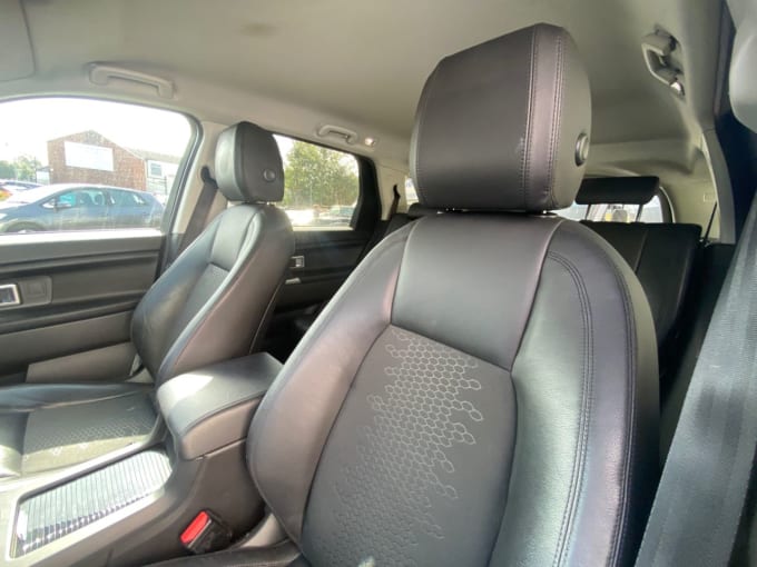 2025 Land Rover Discovery Sport
