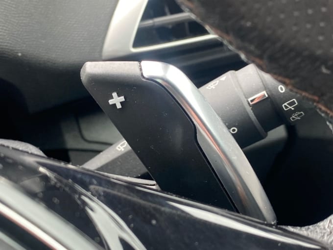 2025 Peugeot 5008