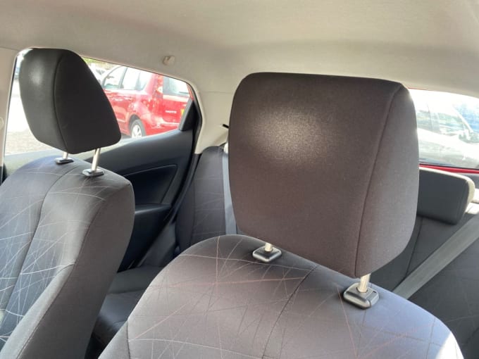 2025 Mazda Mazda2